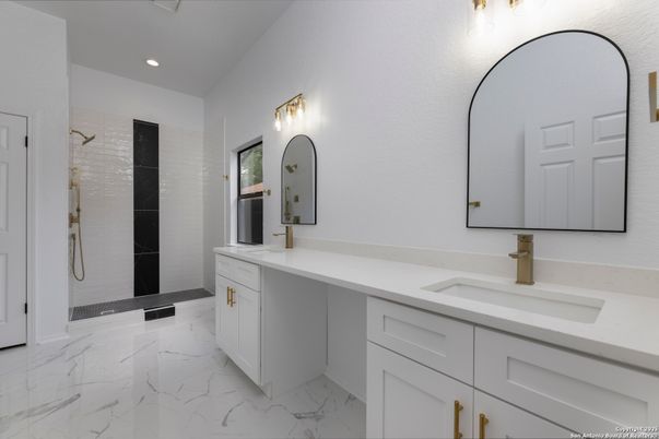 Bathroom, Dual Sink Vanities, Interior, Marble, Recessed Lighting