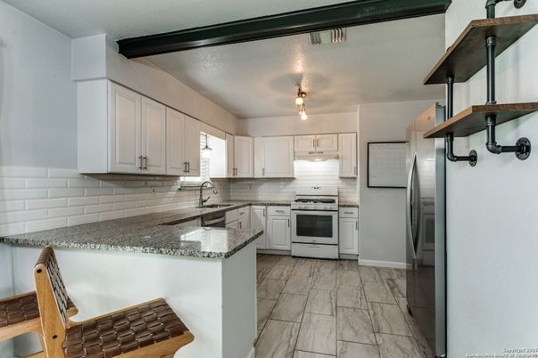 Interior, Kitchen, Stainless Steel Appliances