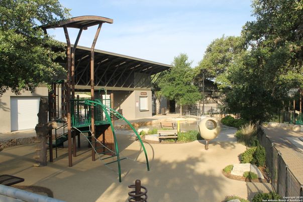 Backyard, Exterior, Playground