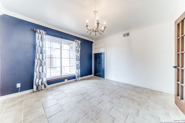 Chandelier, Empty room, Interior