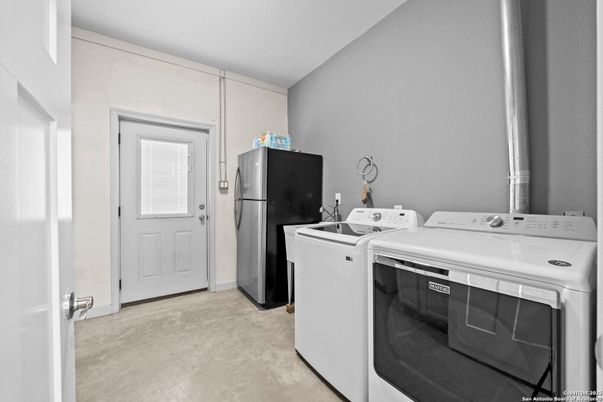 Interior, Washer