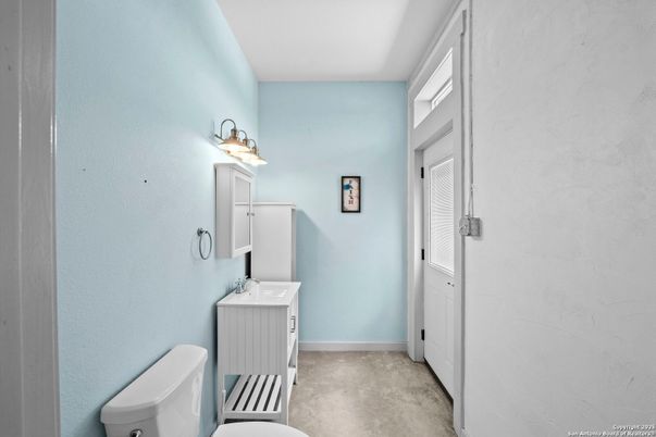 Bathroom, Interior
