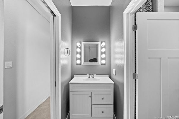 Bathroom, Interior