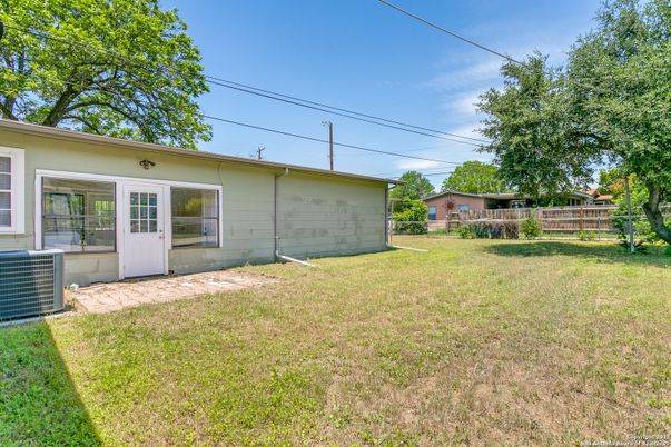 Backyard, Exterior