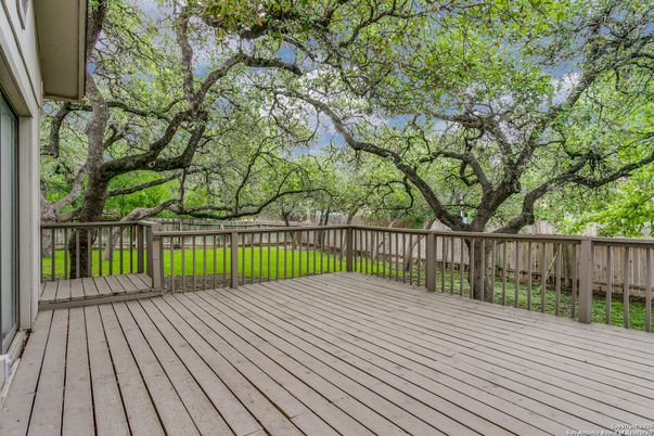 Exterior, Wood Texture Flooring