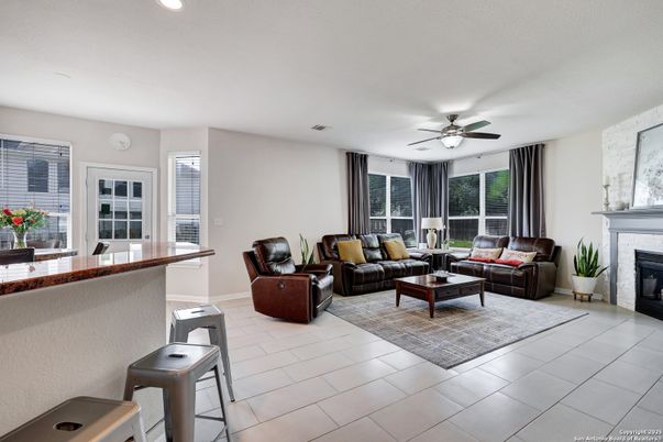 Fireplace, Interior, Living room, Recessed Lighting