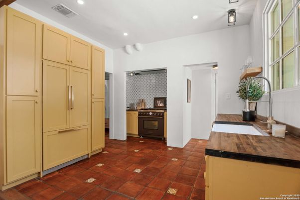 Interior, Kitchen, Recessed Lighting
