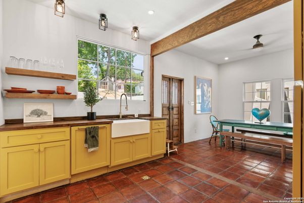 Dining room, Interior, Recessed Lighting