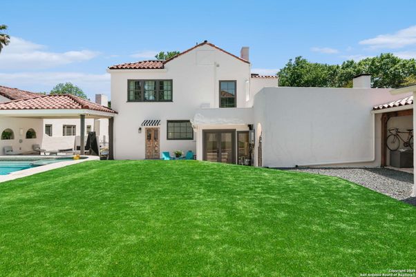 Backyard, Exterior, Pool
