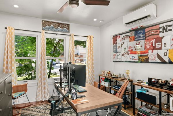 Home Office, Interior, Recessed Lighting, Wood Texture Flooring