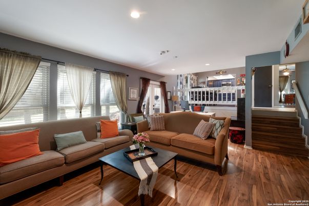 Interior, Living room, Recessed Lighting, Wood Texture Flooring
