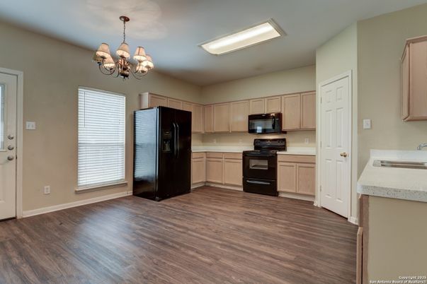 Chandelier, Interior, Kitchen, Wood Texture Flooring