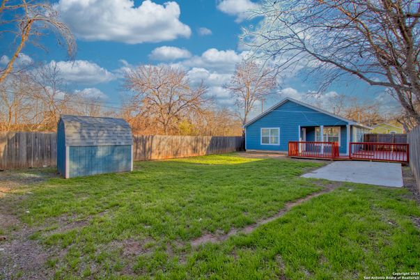 Backyard, Exterior