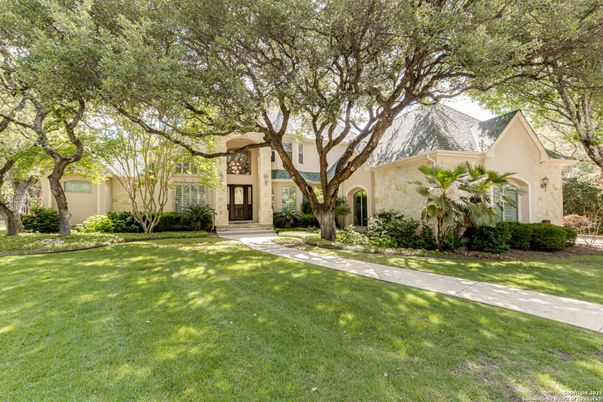 Backyard, Exterior, Facade, French Provincial