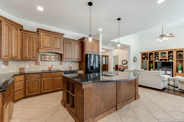 Interior, Kitchen, Living room, Pendant Lights, Recessed Lighting