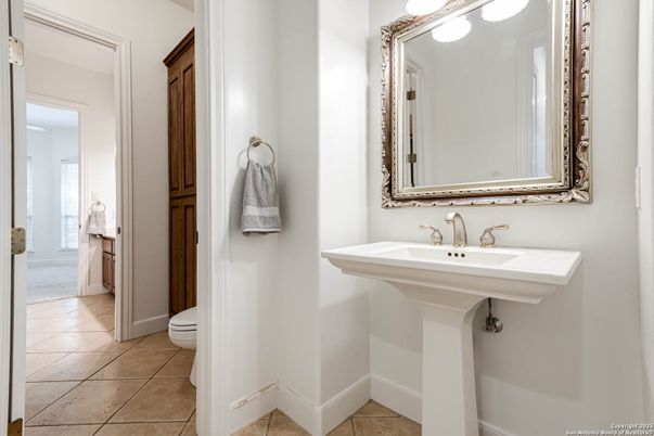 Bathroom, Interior