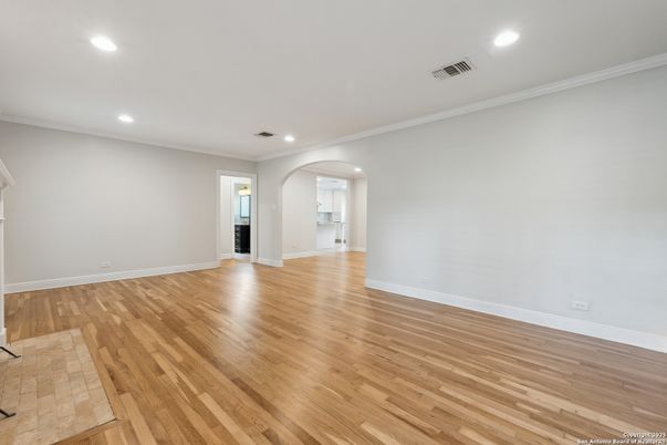 Empty room, Interior, Recessed Lighting, Wood Texture Flooring