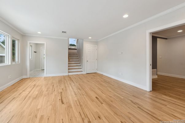 Empty room, Interior, Recessed Lighting, Wood Texture Flooring