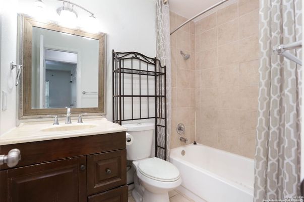 Bathroom, Interior