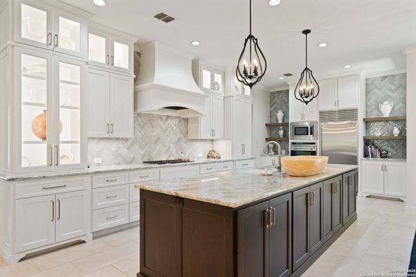 Interior, Kitchen, Pendant Lights, Recessed Lighting, Stainless Steel Appliances