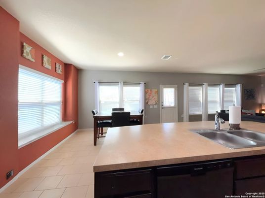 Dining room, Interior, Kitchen, Recessed Lighting
