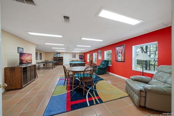 Dining room, Interior, Recessed Lighting