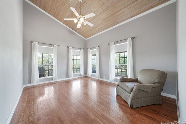 Empty room, Interior, Wooden Ceilings, Wood Texture Flooring