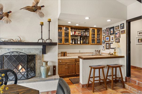 Fireplace, Interior, Recessed Lighting
