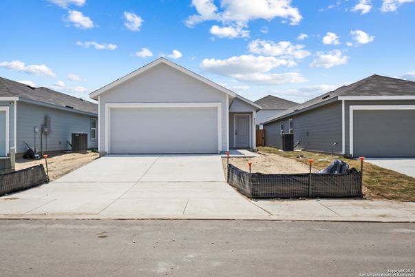 Detached Garage, Exterior