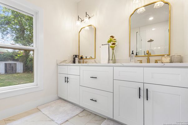Bathroom, Dual Sink Vanities, Interior, Marble