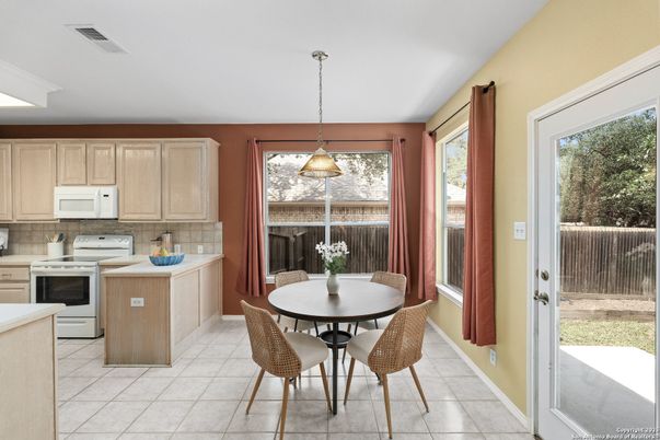 Dining room, Interior, Kitchen, Pendant Lights