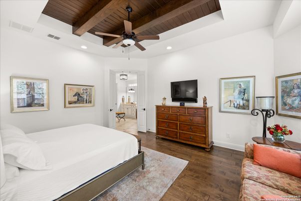 Bedroom, Interior, Recessed Lighting, Wooden Beams, Wooden Ceilings, Wood Texture Flooring