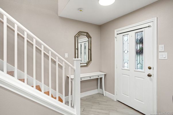 Interior, Recessed Lighting, Wood Texture Flooring