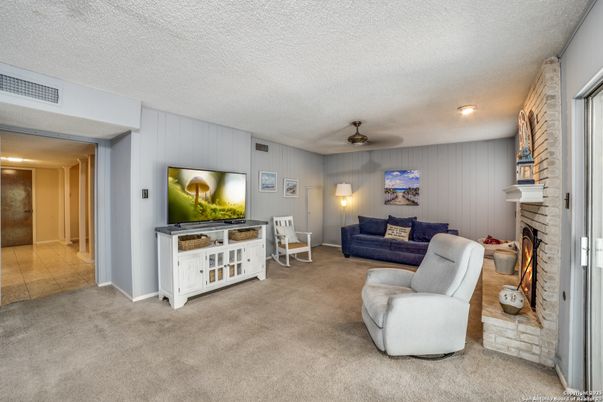 Fireplace, Interior, Living room, Recessed Lighting