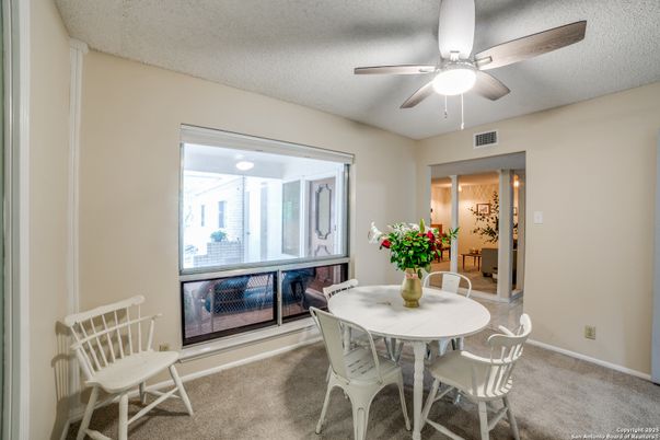 Dining room, Interior