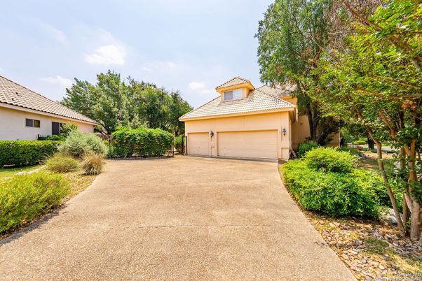 Backyard, Detached Garage, Exterior