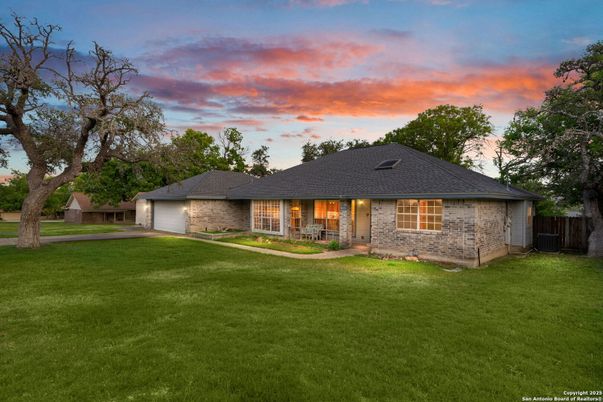 Attached, Backyard, Exterior, Facade, Brick Facade, Ranch