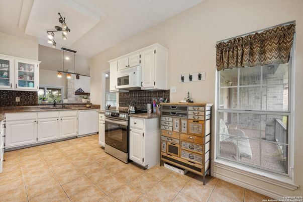 Interior, Kitchen, Pendant Lights