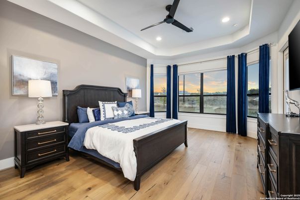 Bedroom, Interior, Recessed Lighting, Water, Wood Texture Flooring