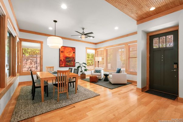 Dining room, Interior, Living room, Pendant Lights, Recessed Lighting, Wood Texture Flooring