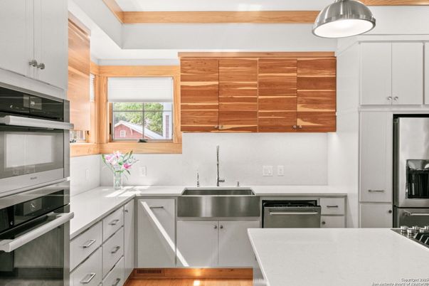 Interior, Kitchen, Pendant Lights, Stainless Steel Appliances