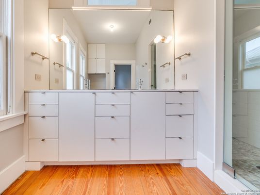 Bathroom, Dual Sink Vanities, Interior, Wood Texture Flooring