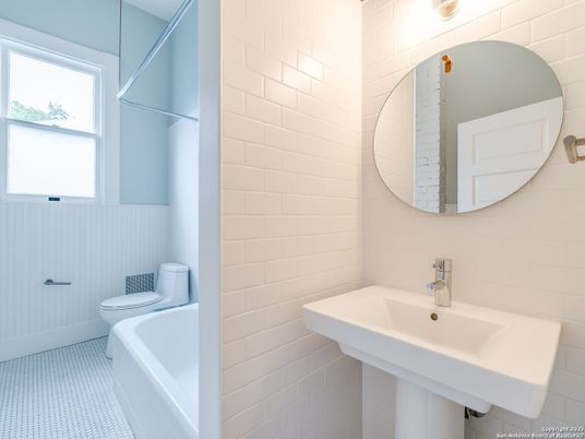 Bathroom, Interior