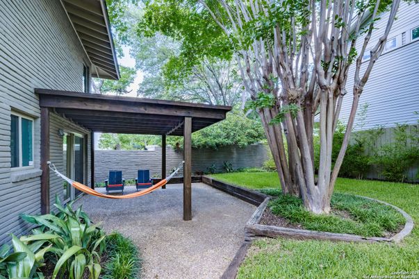 Backyard, Exterior