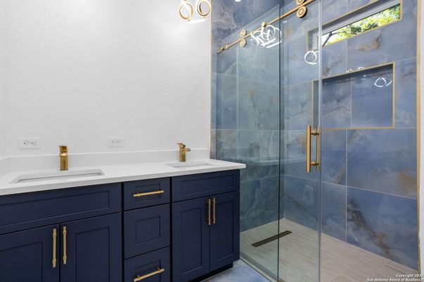 Bathroom, Dual Sink Vanities, Glass Shower, Interior