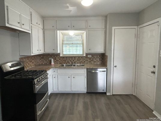 Interior, Kitchen, Stainless Steel Appliances, Wood Texture Flooring