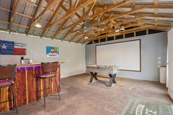 Game Room, Interior, Wooden Beams