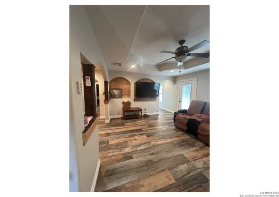 Interior, Recessed Lighting, Wood Texture Flooring