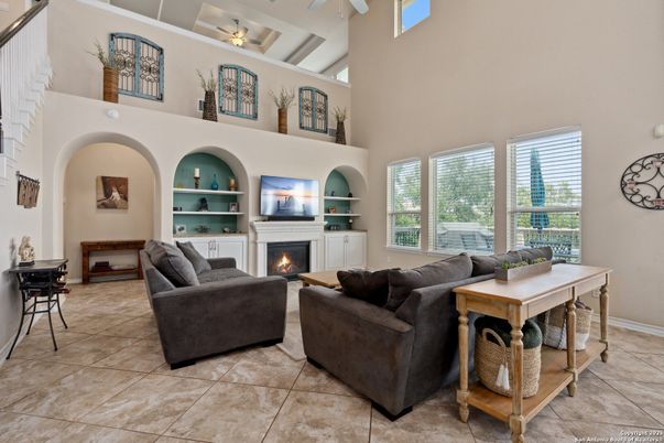 Fireplace, Interior, Living room