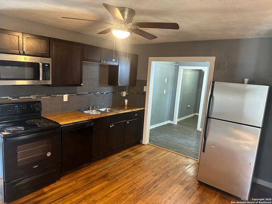 Interior, Kitchen, Wood Texture Flooring